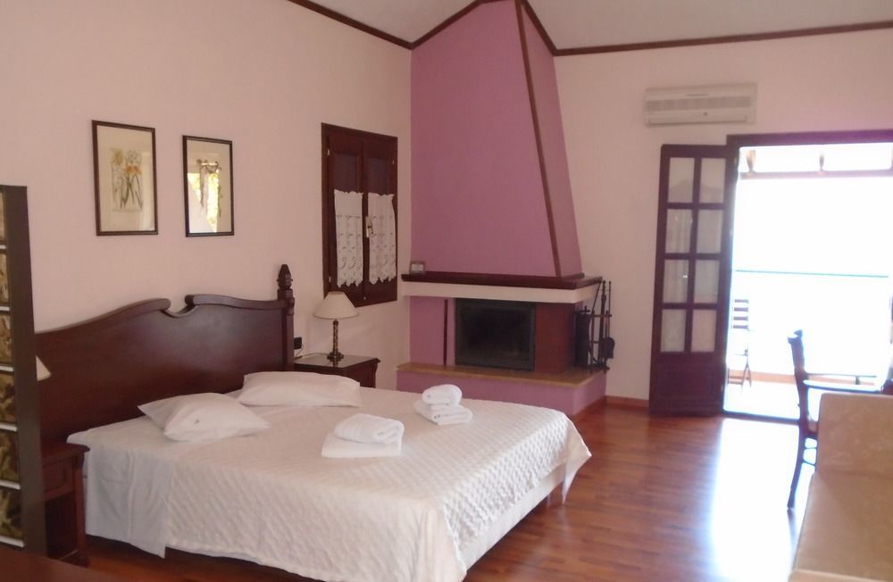 Hotel Aglaida Apartments Tsagkarada Buitenkant foto